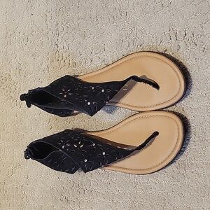 American eagle sandals size 5.5
